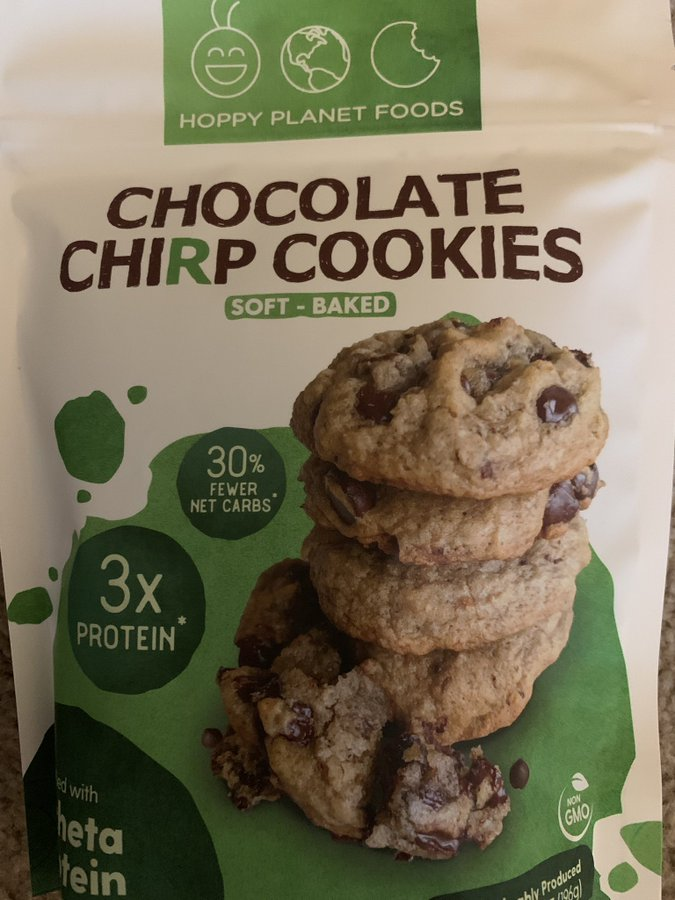 Chocolate Chirp Cookies” di Hoppy Planet Foods